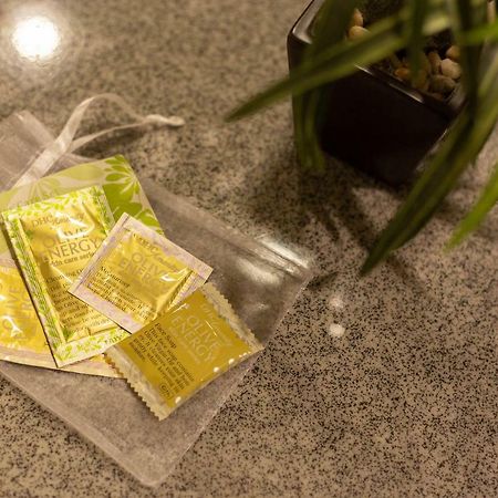 Nami No Ue Crystal Hotel Naha Zewnętrze zdjęcie